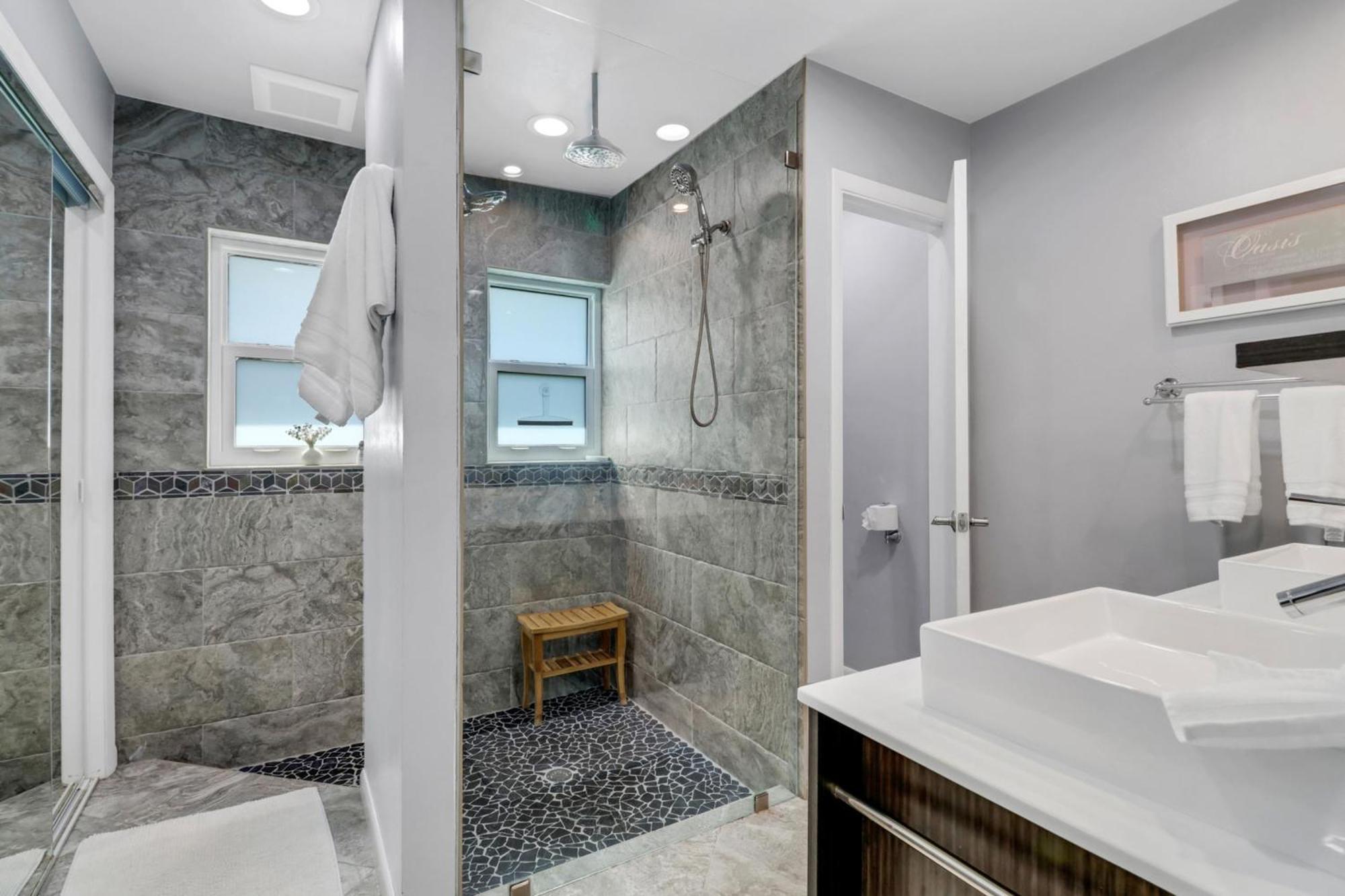 Inviting Lakeview Home L Pool L Close To Beaches マルコ・アイランド エクステリア 写真