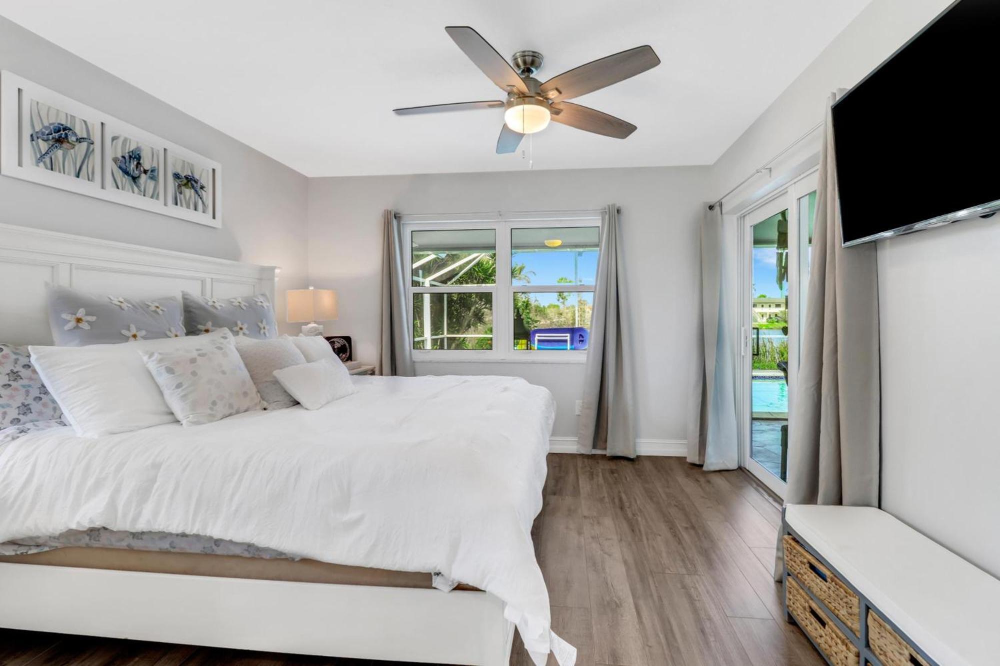 Inviting Lakeview Home L Pool L Close To Beaches マルコ・アイランド エクステリア 写真