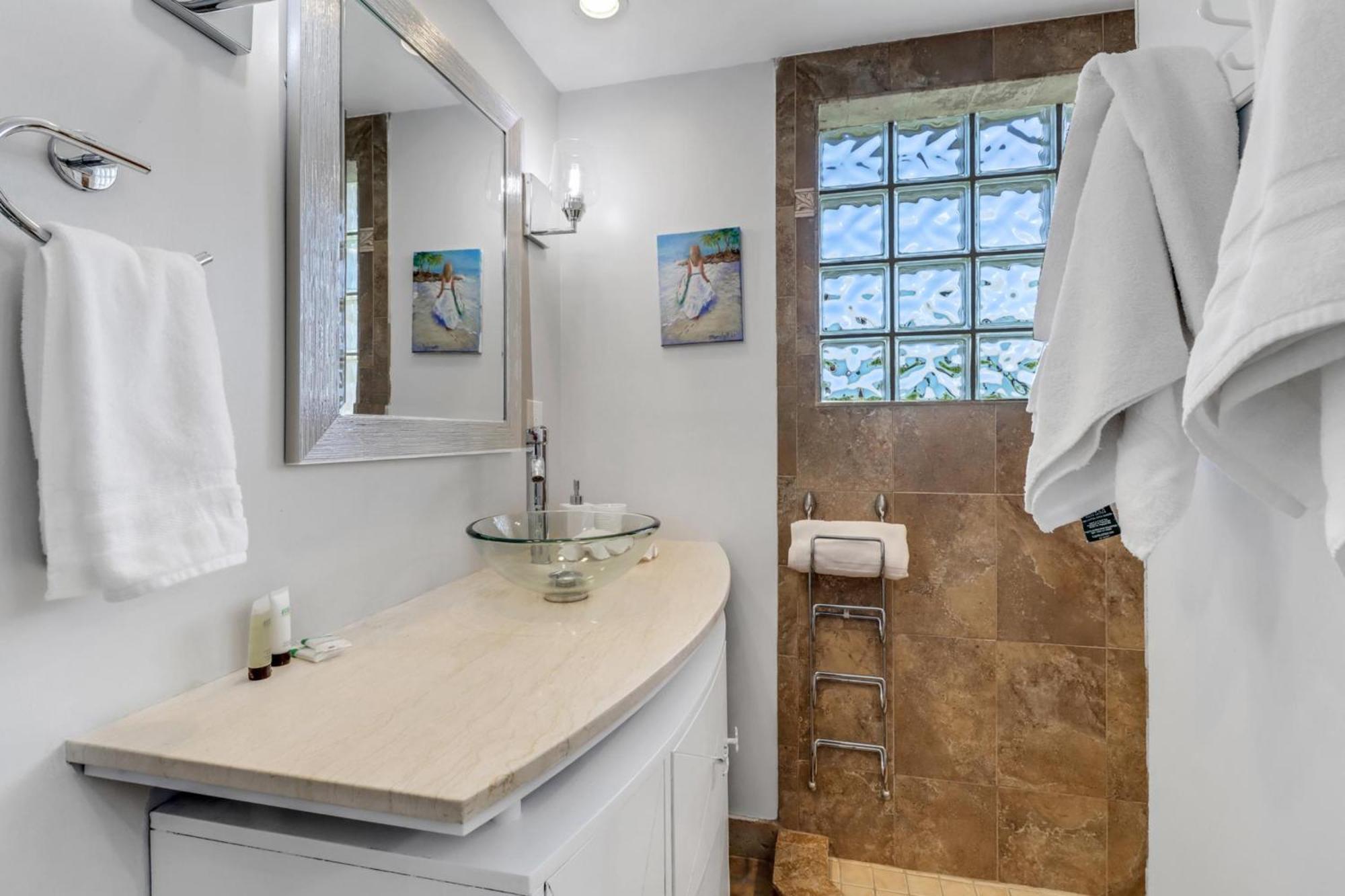 Inviting Lakeview Home L Pool L Close To Beaches マルコ・アイランド エクステリア 写真