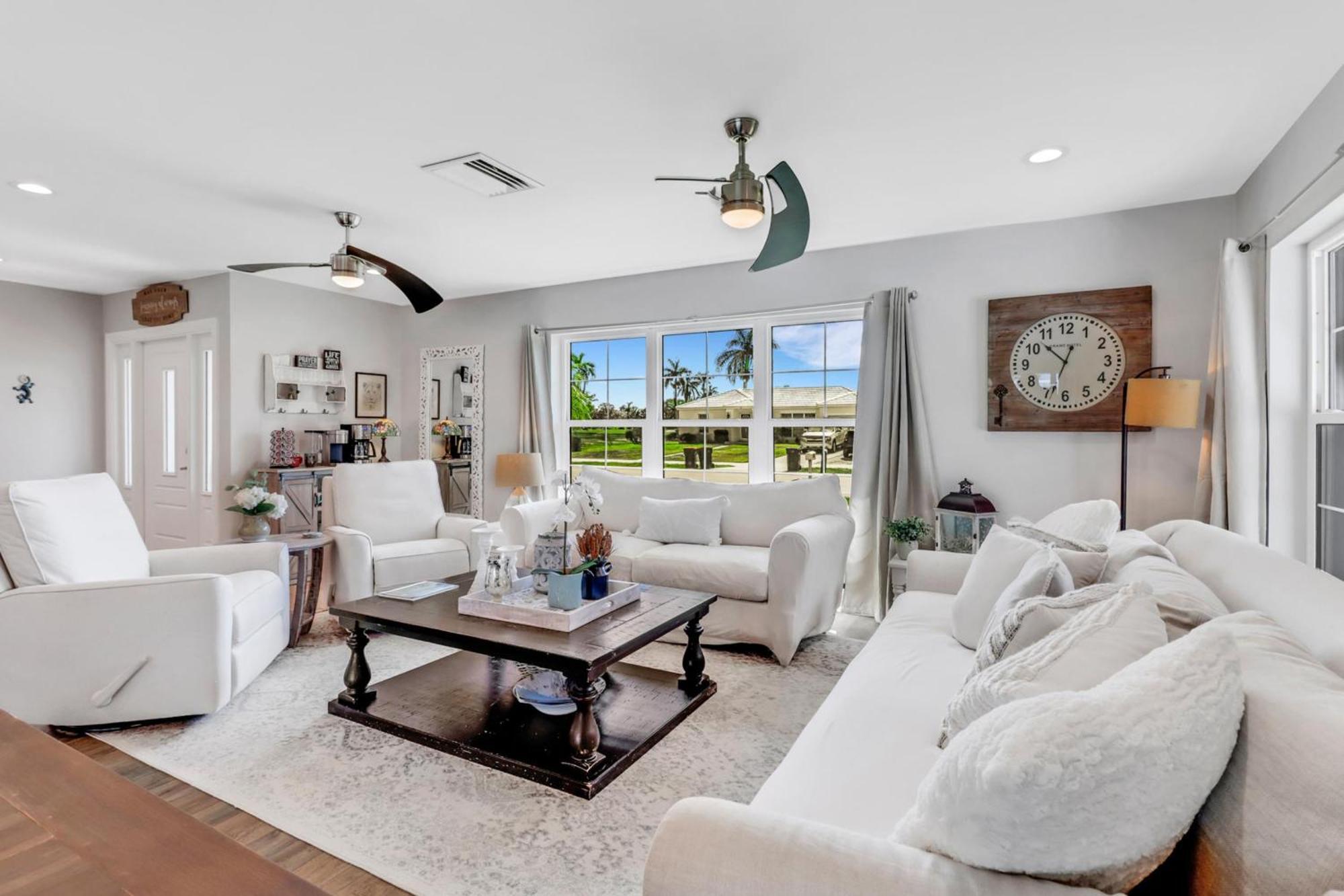 Inviting Lakeview Home L Pool L Close To Beaches マルコ・アイランド エクステリア 写真