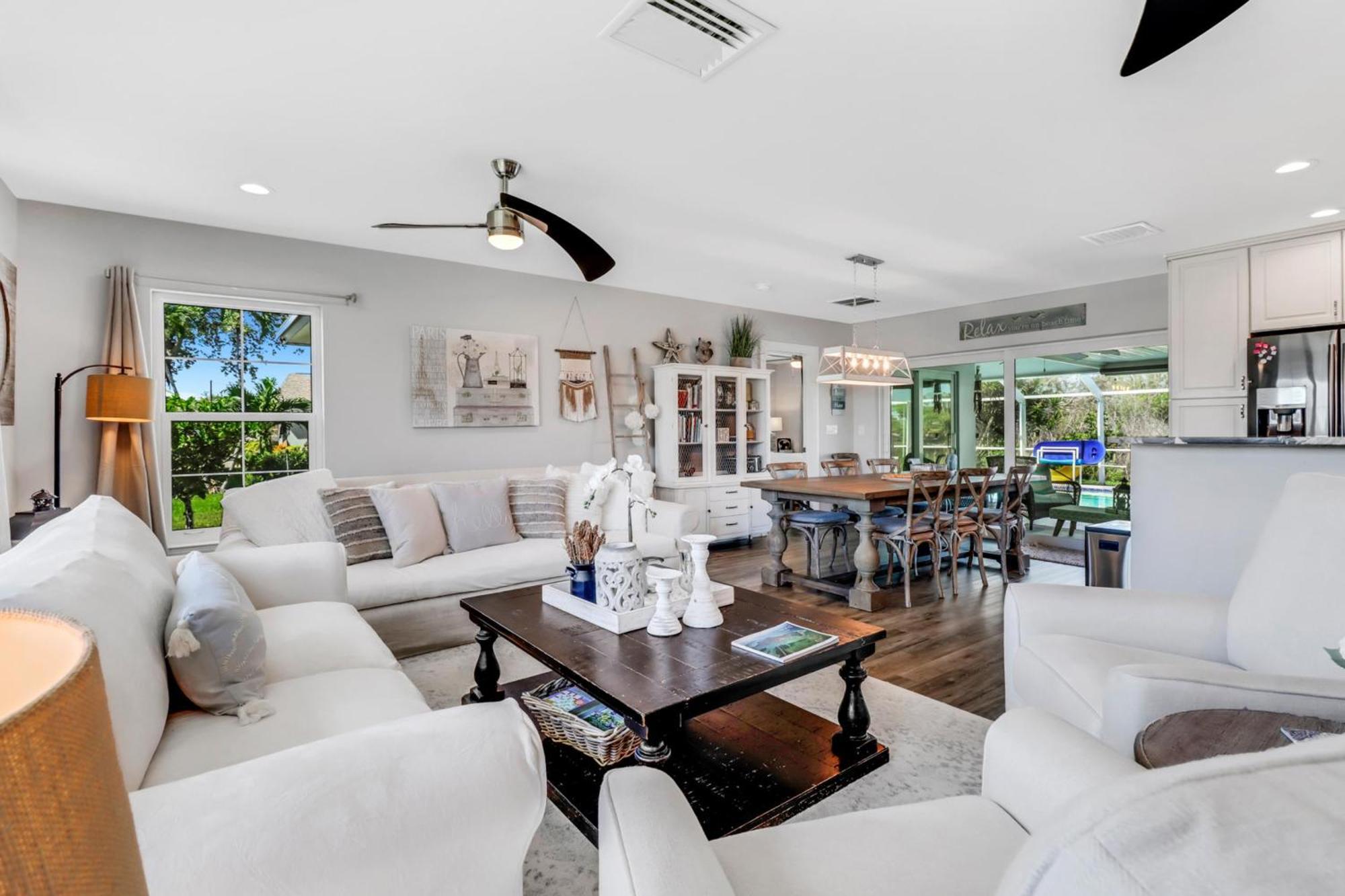 Inviting Lakeview Home L Pool L Close To Beaches マルコ・アイランド エクステリア 写真